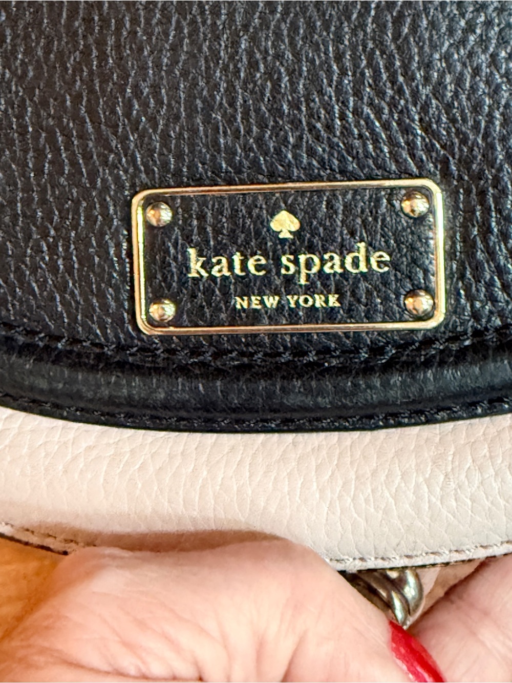 Kate Spade Black & Taupe
Two-Tone Leather cross body
Saddle Bag In EUC - Picture 3 of 14